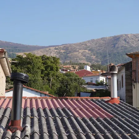 펜션 El Puente Casas del Monte